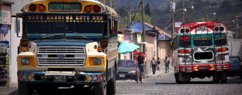 Chicken Bus z Gwatemali