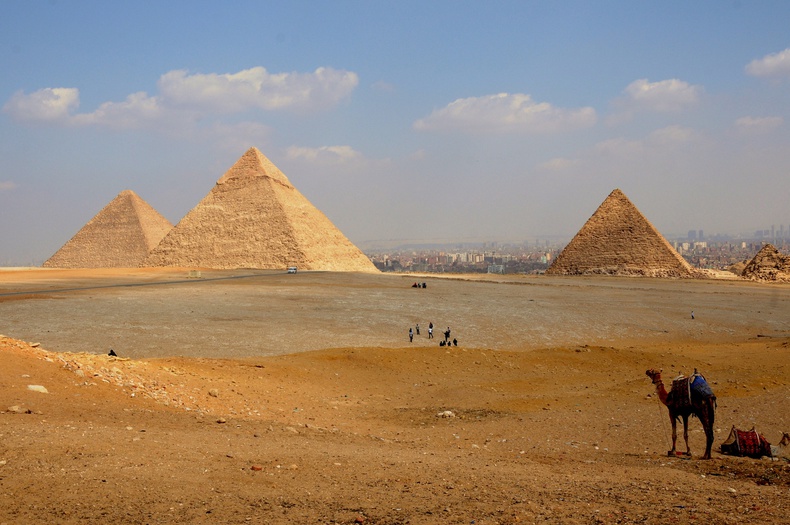 Egipt, piramidy w Gizie
